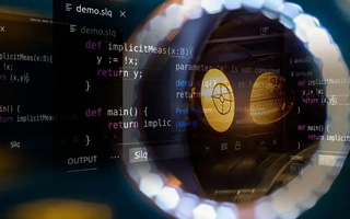 海南 api php源码,下载的php源码怎么运行呢？